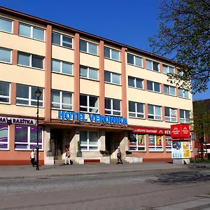 zkontrolujte dostupnost